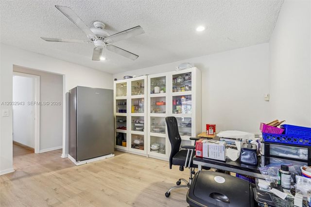 7160 NW 4th Ave, Boca Raton, FL 33487