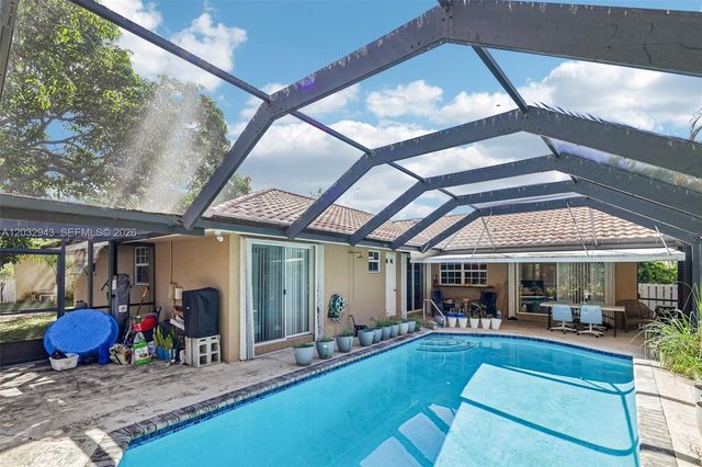 7160 NW 4th Ave, Boca Raton, FL 33487