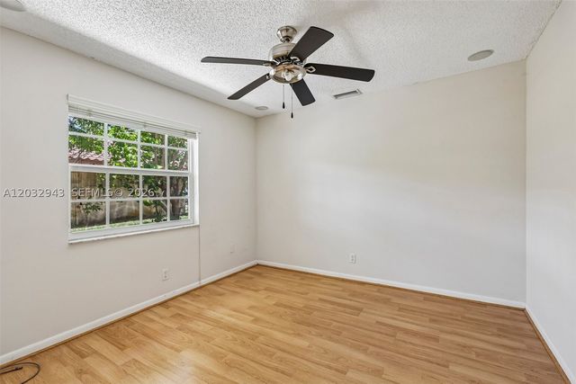 7160 NW 4th Ave, Boca Raton, FL 33487
