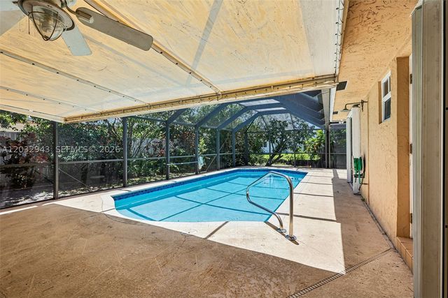 7160 NW 4th Ave, Boca Raton, FL 33487