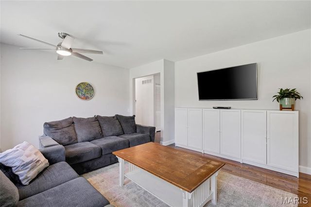 1417 Sunview Drive, St Louis, MO 63146