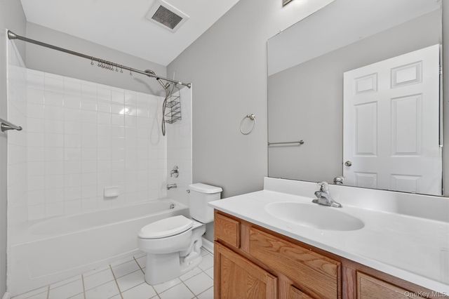 44 Barr Lane, Monroe, NY 10950