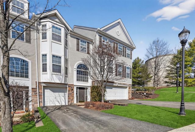 44 Barr Lane, Monroe, NY 10950