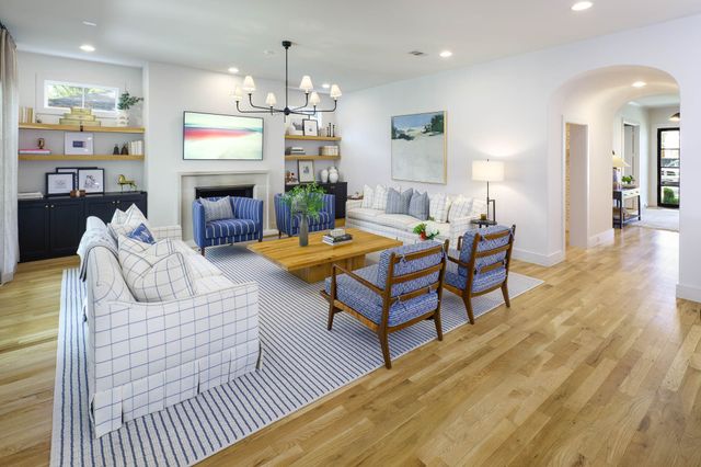 7407 Morton Street, Dallas, TX 75209