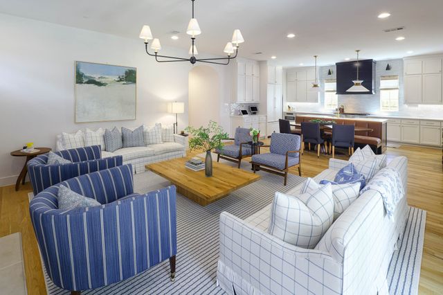 7407 Morton Street, Dallas, TX 75209