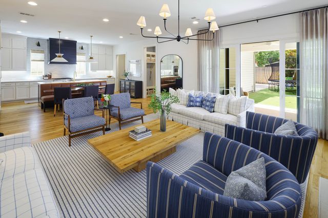 7407 Morton Street, Dallas, TX 75209