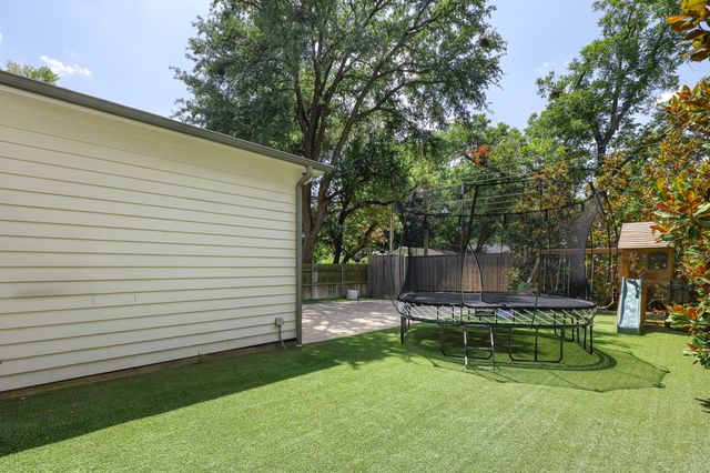 7407 Morton Street, Dallas, TX 75209