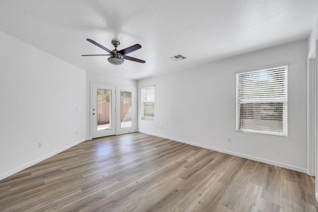 1125 E Milada Drive, Phoenix, AZ 85042