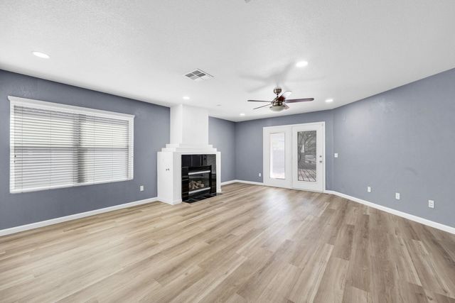 1125 E Milada Drive, Phoenix, AZ 85042