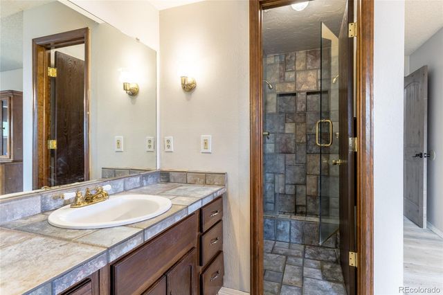 10810 W 65th Place, Arvada, CO 80004