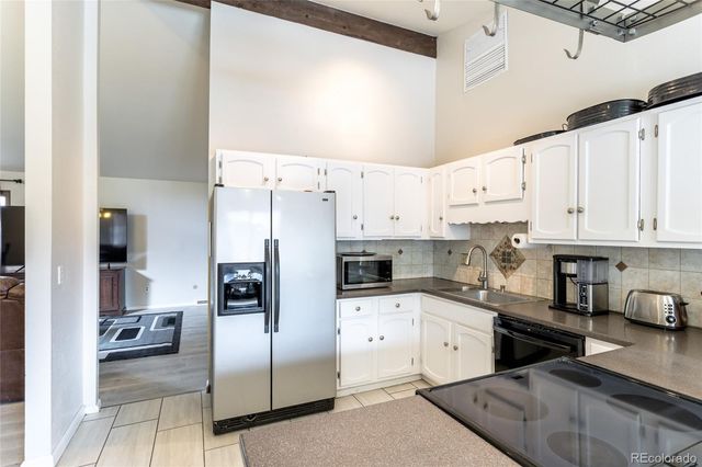 10810 W 65th Place, Arvada, CO 80004