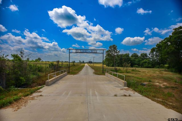 1950 Buckhorn Creek Drive, Crockett, TX 75835
