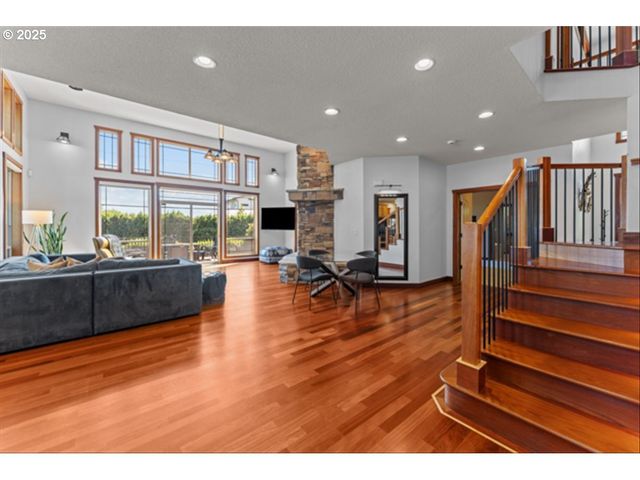 9700 Se EVERGREEN Hwy, Vancouver, WA 98664