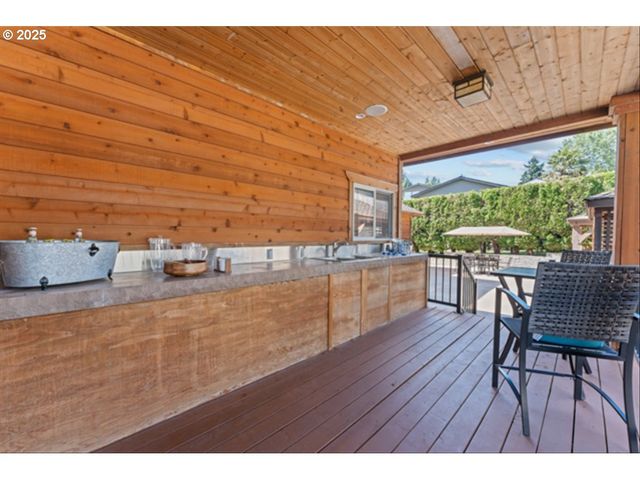 9700 Se EVERGREEN Hwy, Vancouver, WA 98664