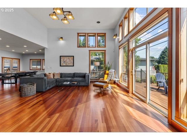 9700 Se EVERGREEN Hwy, Vancouver, WA 98664