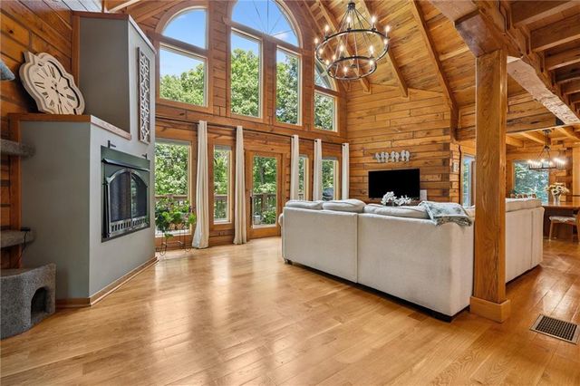 389 NW 1851 Road, Kingsville, MO 64061