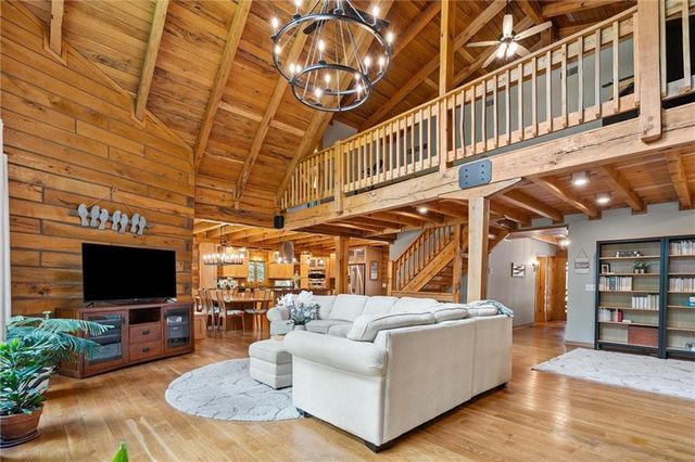 389 NW 1851 Road, Kingsville, MO 64061