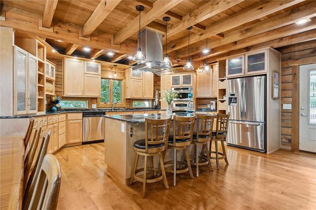 389 NW 1851 Road, Kingsville, MO 64061