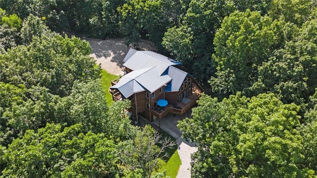 389 NW 1851 Road, Kingsville, MO 64061