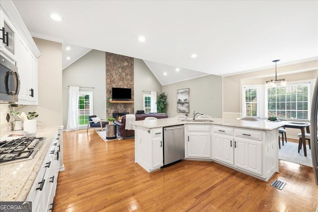 10635 Stonefield Landing, Johns Creek, GA 30097