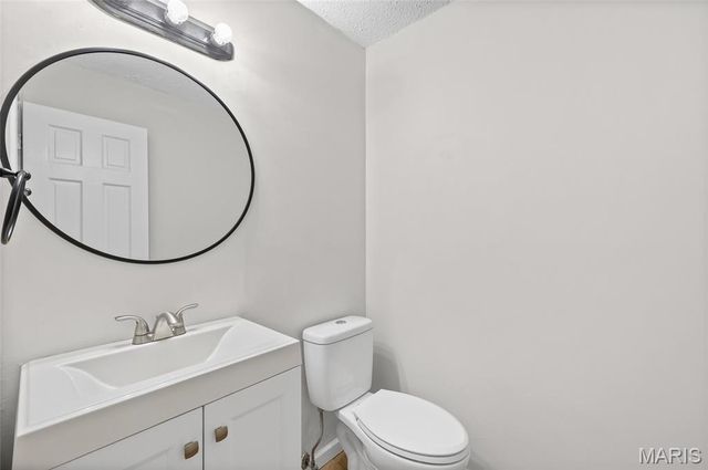 474 Oak Hill Dr., Lake St Louis, MO 63367