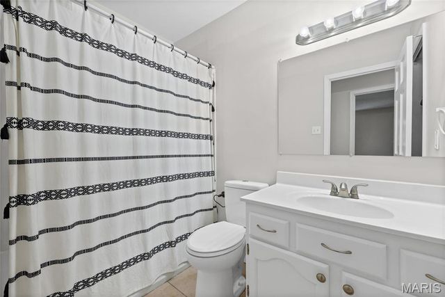 474 Oak Hill Dr., Lake St Louis, MO 63367