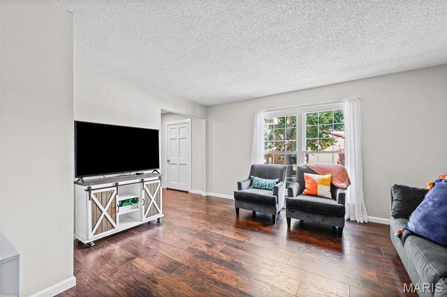 474 Oak Hill Dr., Lake St Louis, MO 63367