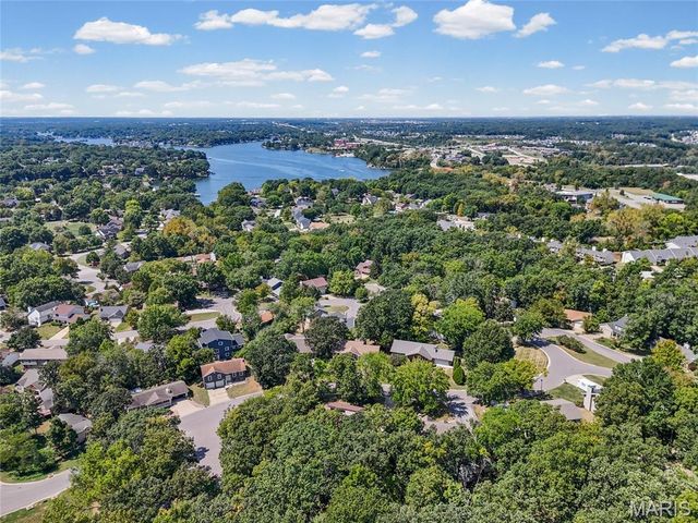 474 Oak Hill Dr., Lake St Louis, MO 63367