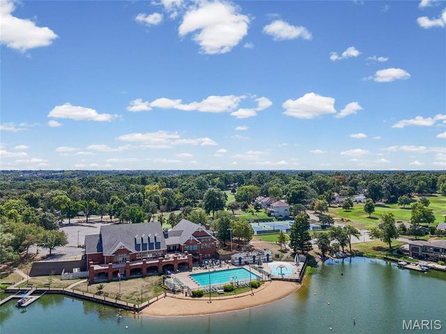 474 Oak Hill Dr., Lake St Louis, MO 63367