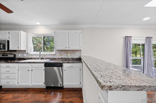 474 Oak Hill Dr., Lake St Louis, MO 63367