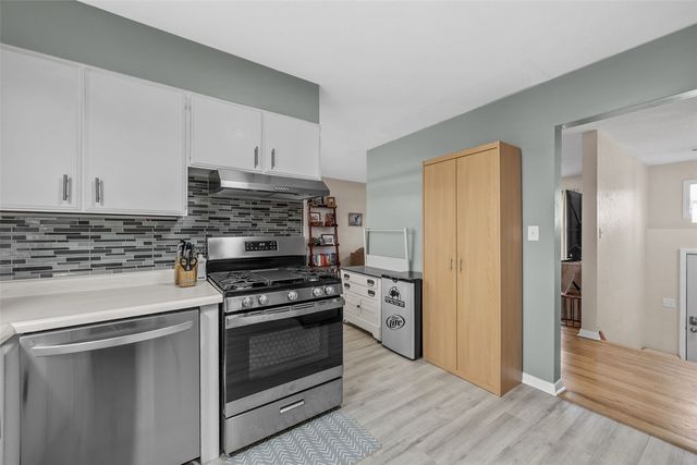 4436 Rushmore Drive NE, Cedar Rapids, IA 52402