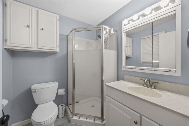 4436 Rushmore Drive NE, Cedar Rapids, IA 52402