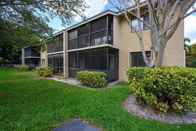 100 SE 7th St 1, Deerfield Beach, FL 33441