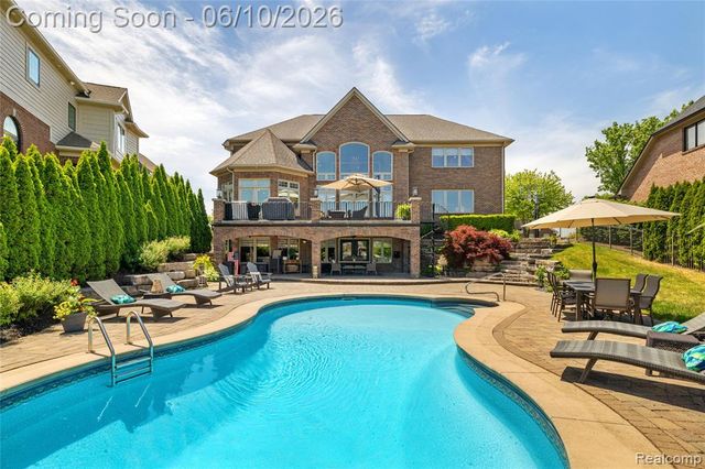 52438 Silent Ridge Drive, Chesterfield, MI 48051