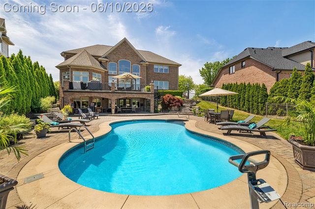 52438 Silent Ridge Drive, Chesterfield, MI 48051