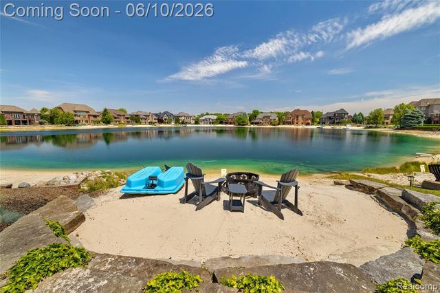 52438 Silent Ridge Drive, Chesterfield, MI 48051