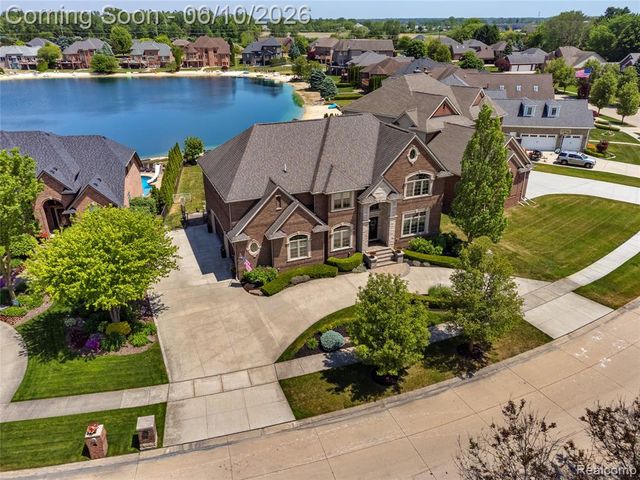 52438 Silent Ridge Drive, Chesterfield, MI 48051