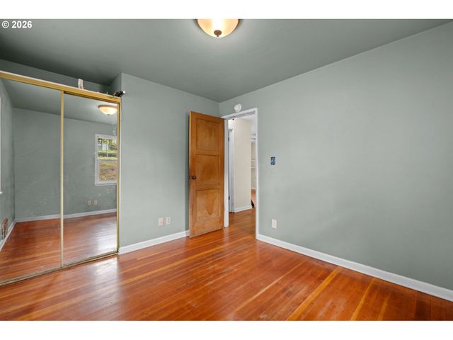 4008 E 14TH St, Vancouver, WA 98661