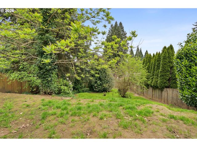 4008 E 14TH St, Vancouver, WA 98661