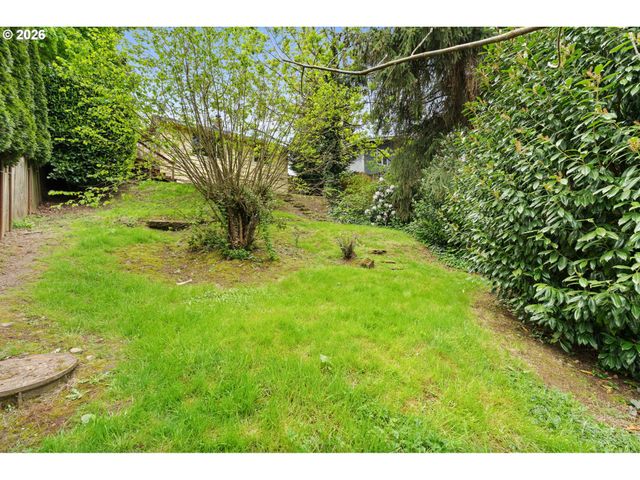 4008 E 14TH St, Vancouver, WA 98661