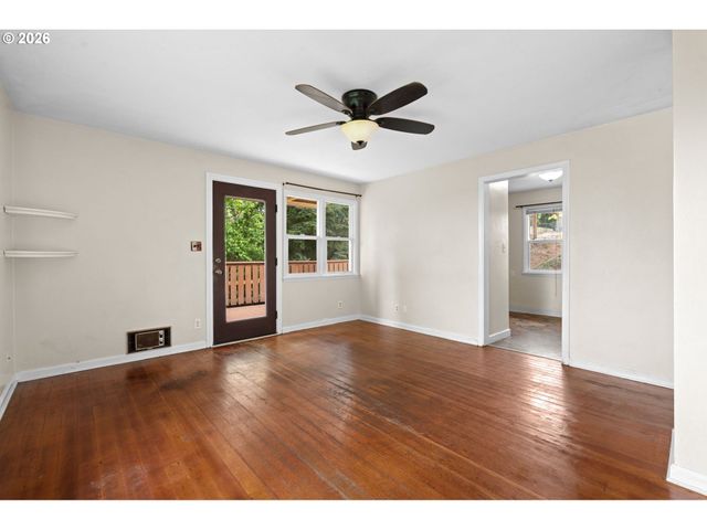 4008 E 14TH St, Vancouver, WA 98661