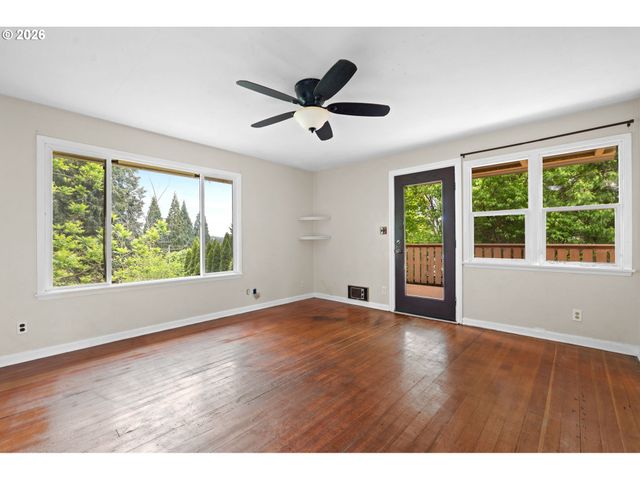 4008 E 14TH St, Vancouver, WA 98661