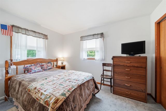 225 Center Court, Jackson, MI 49201