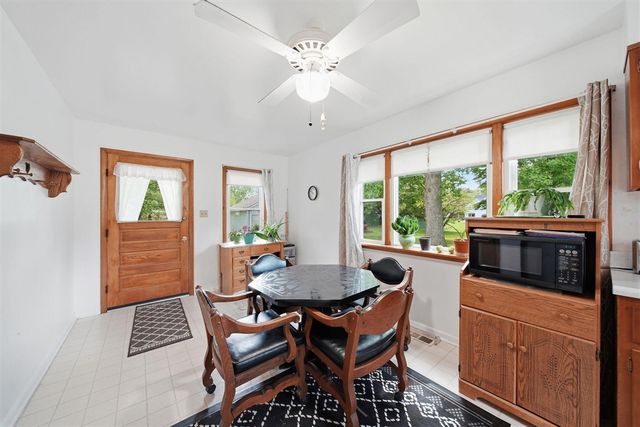 225 Center Court, Jackson, MI 49201