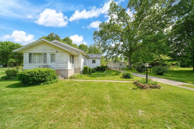 225 Center Court, Jackson, MI 49201