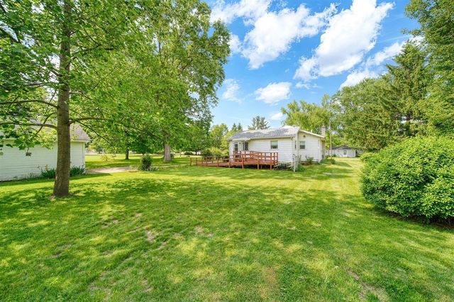 225 Center Court, Jackson, MI 49201