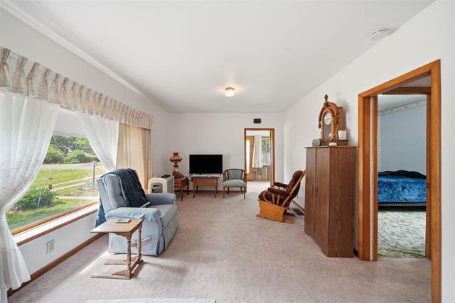 225 Center Court, Jackson, MI 49201