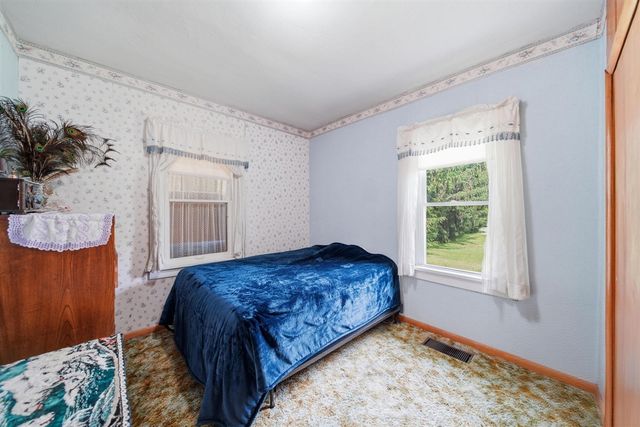 225 Center Court, Jackson, MI 49201