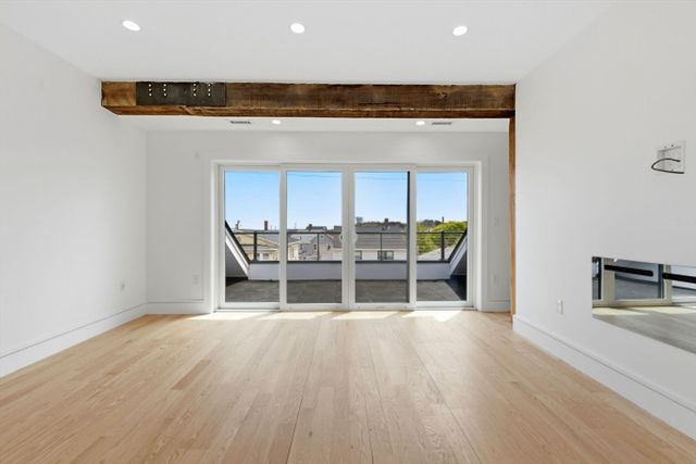 1001 Shirley 3, Winthrop, MA 02152