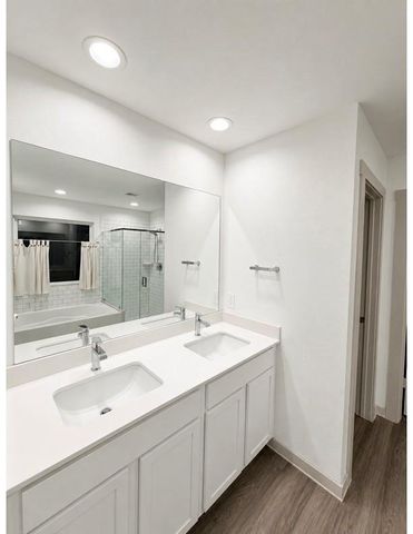 16 Desert Spring Lane, Manvel, TX 77578